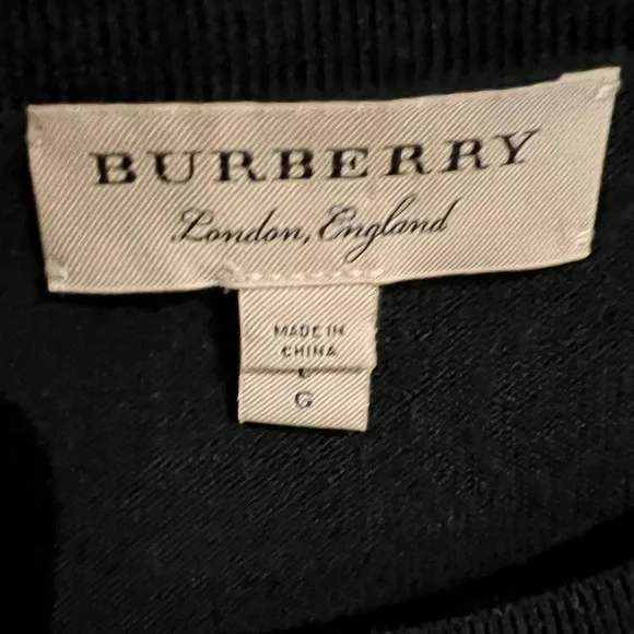 Men’s Black Burberry London England Sweater with detailed sleeve Size Large - Picture 7 of 8